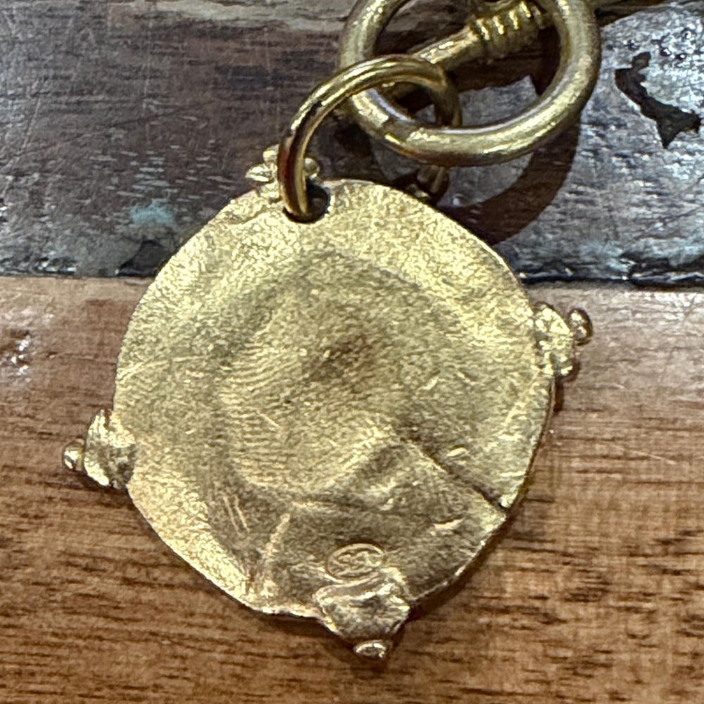 Susan Shaw Gold Chain Bracelet with Compass Pendant - Picture 3 of 3